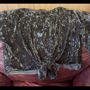 Long sleeve dark green velour boutique shirt. Size small. New with tags.